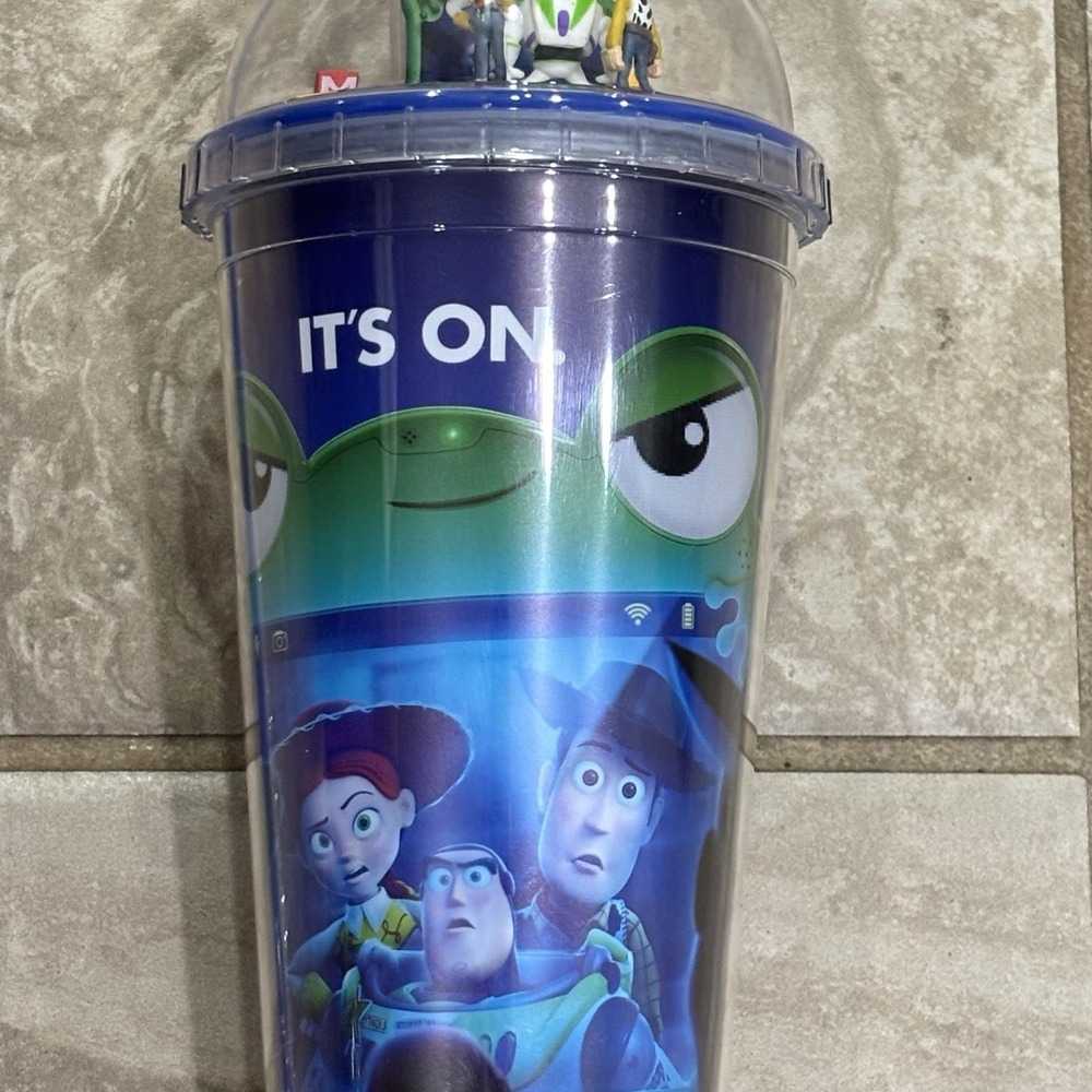 Toy Story 5 Movie Dome lid tumbler Cinemark New includeds straw - Picture 2 of 12
